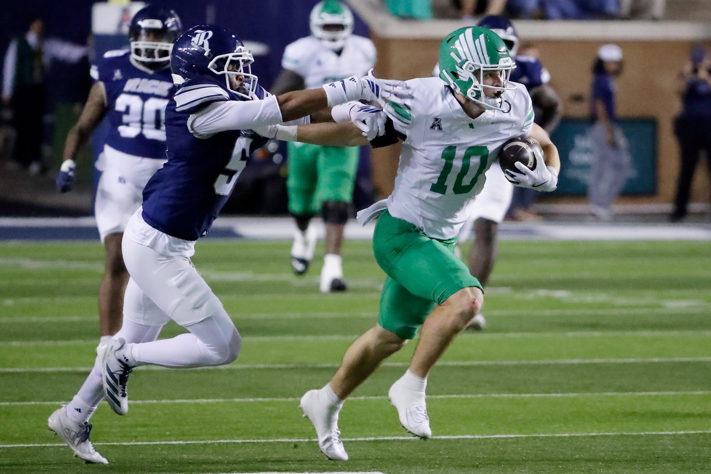 No. 22 North Texas beats Rice 56-24 behind huge passing attack led by Mestemaker and Young | iNFOnews.ca