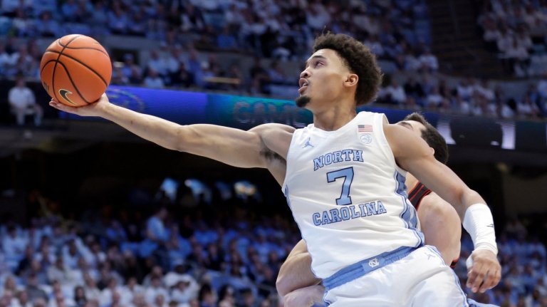 Seth Trimble scores a career-high 30 points as No. 18 UNC holds off No. 24 Louisville 77-74 | iNFOnews.ca