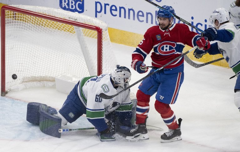 Canadiens' Carrier celebrates rare offensive outburst in 6-3 win over Canucks | iNFOnews.ca