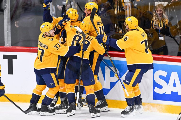 Stamkos scores 4 goals as Predators beat Blues 7-2 for 4th win in 5 games | iNFOnews.ca