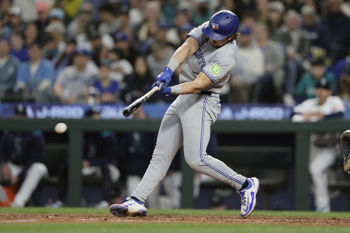Bichette, Barger propel Blue Jays to 6-3 comeback win over Mariners | iNFOnews.ca
