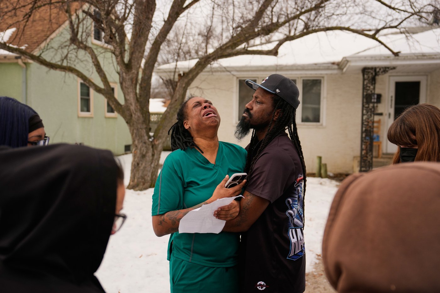 Immigrants often don't open the door to ICE, but that may no longer stop officers | iNFOnews.ca Immigrants often don't open the door to ICE, but that may no longer stop officers | iNFOnews.ca