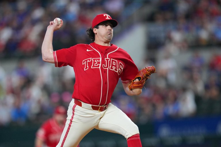 Rangers starter Cal Quantrill leaves after throwing 12 pitches because of right lat tightness. | iNFOnews.ca