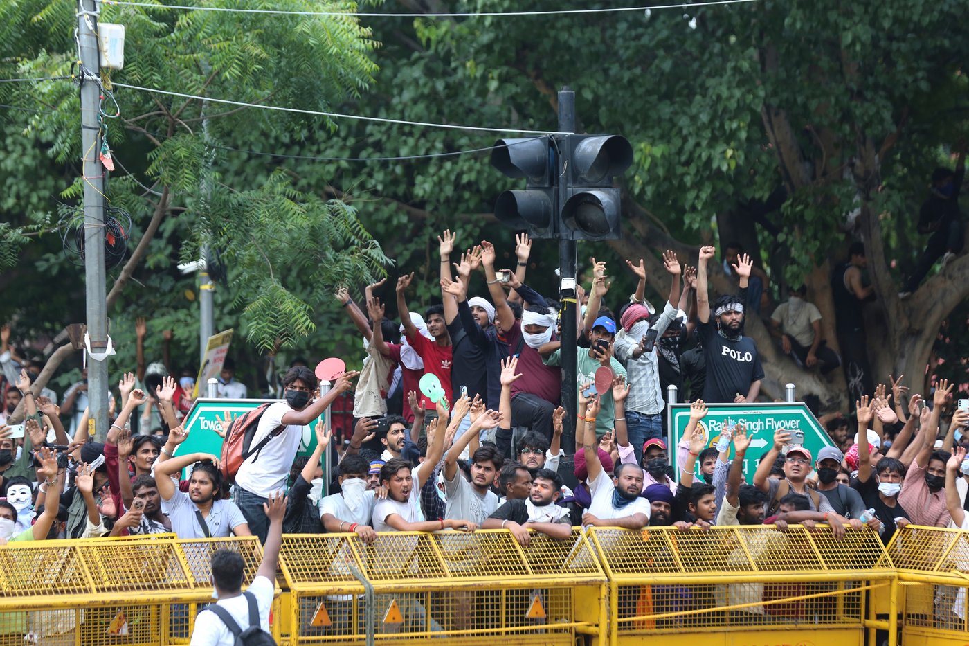 India’s 'Cockroach' movement ends protests after education minister resigns | iNFOnews.ca