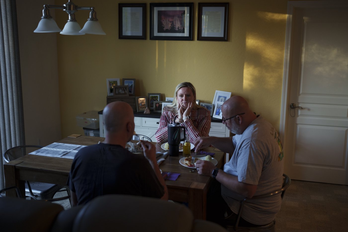 An elections worker wanted to serve her country. A stew of conspiracy theories and vitriol awaited | iNFOnews.ca An elections worker wanted to serve her country. A stew of conspiracy theories and vitriol awaited | iNFOnews.ca
