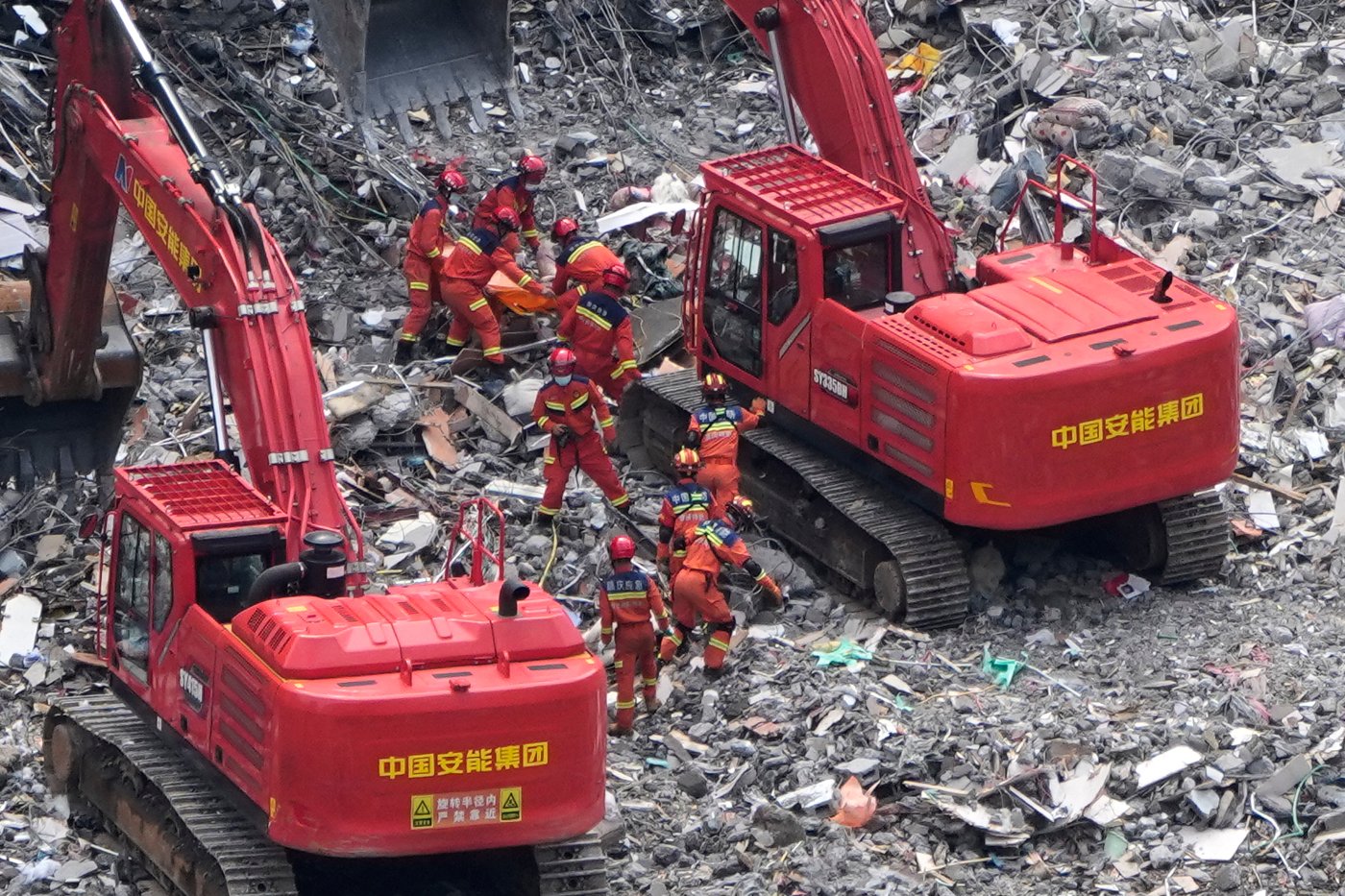 Toll from landslide in southwestern China rises to 11 dead, with 50 people still missing | iNFOnews.ca