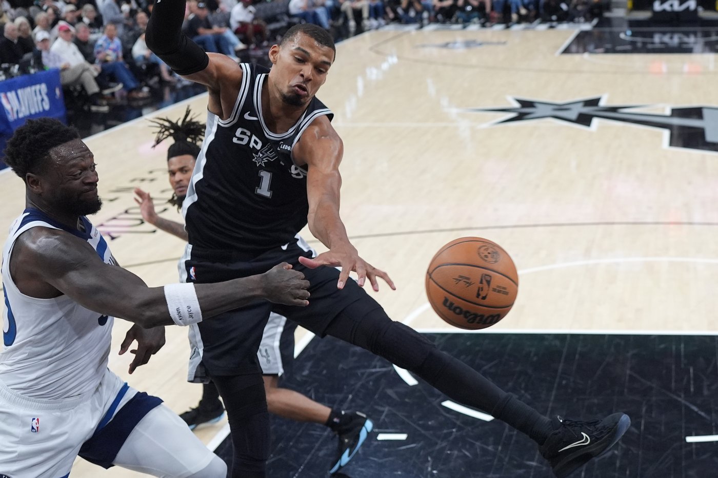 Wembanyama responds to ejection with a dominant Game 5 as Spurs rout Wolves | iNFOnews.ca