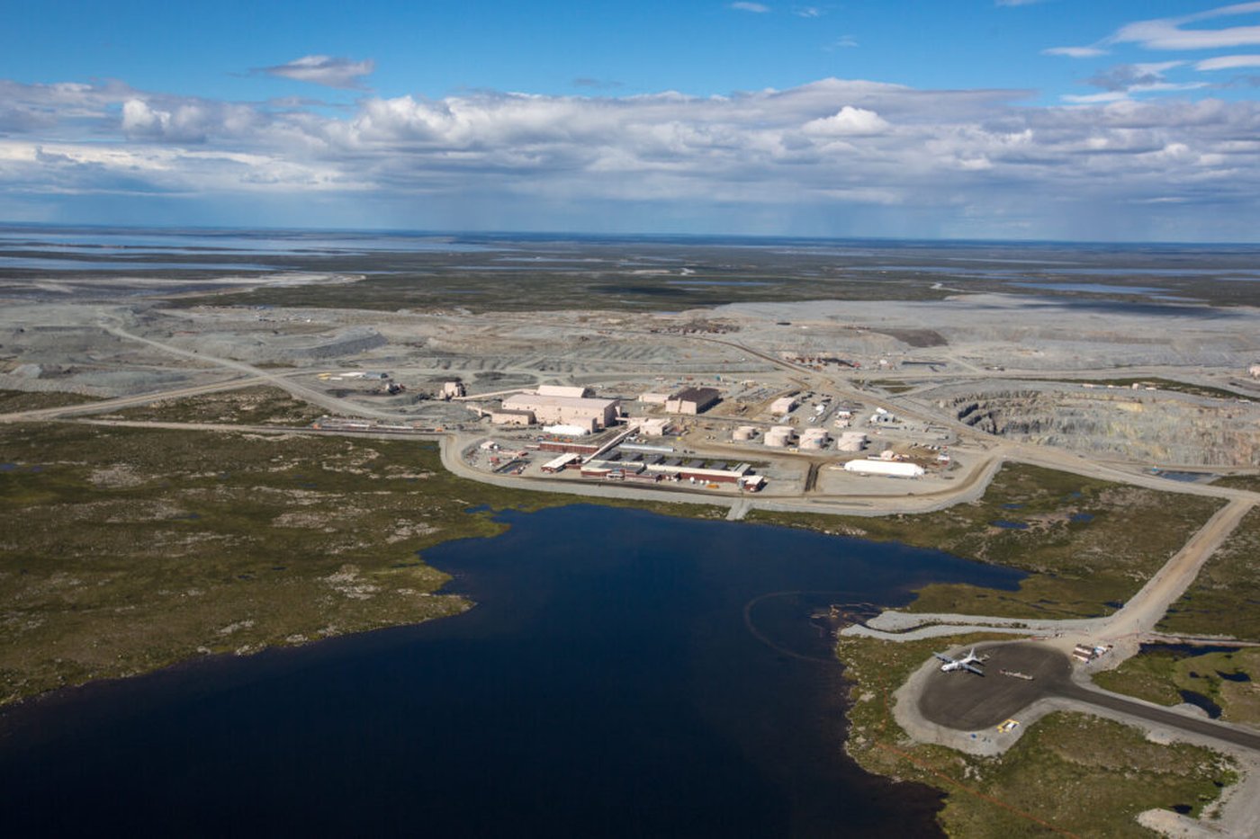 Northern mine lands $115M federal loan as global diamond prices face tariff hit | iNFOnews.ca