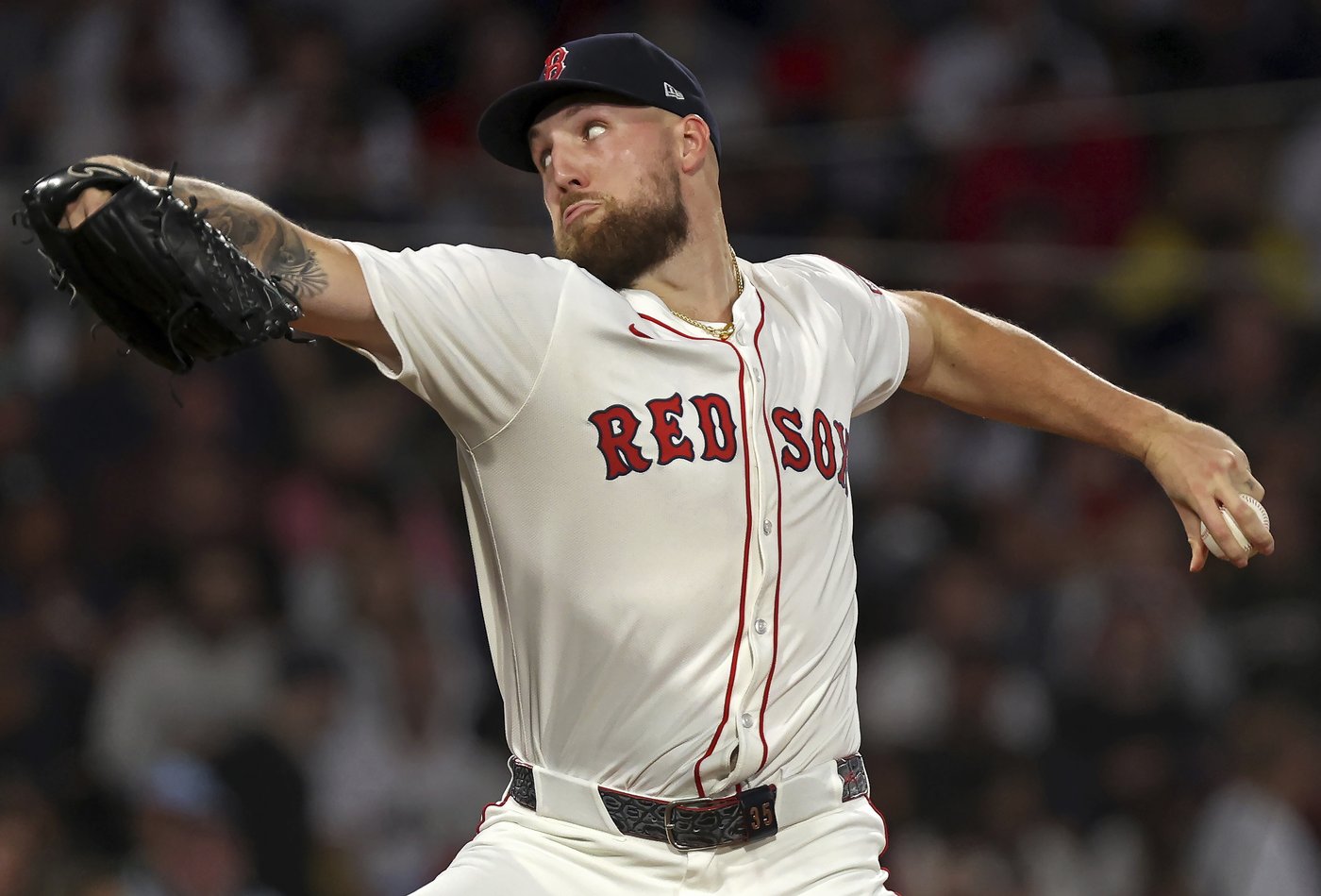 Garrett Crochet comes up big to help the Red Sox salvage series finale against Yankees | iNFOnews.ca