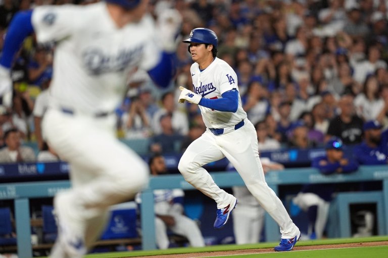 Dodgers rest Shohei Ohtani amid lingering left knee soreness | iNFOnews.ca