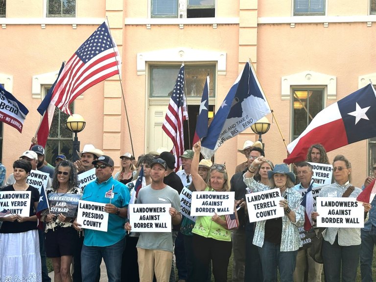 Texas landowners ask a court to stop Trump’s Big Bend wall plans | iNFOnews.ca