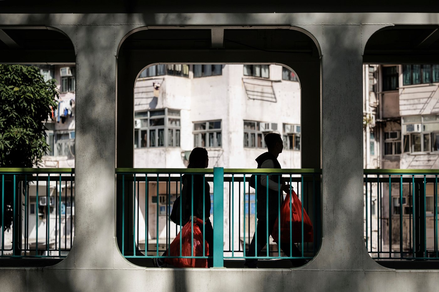 Photos follow the color red through public and intimate spaces during the Lunar New Year | iNFOnews.ca