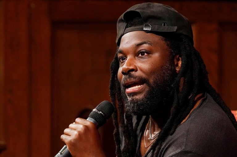 Jason Reynolds turns to adult fiction with 'Father, Father,' a road novel about 2 brothers | iNFOnews.ca
