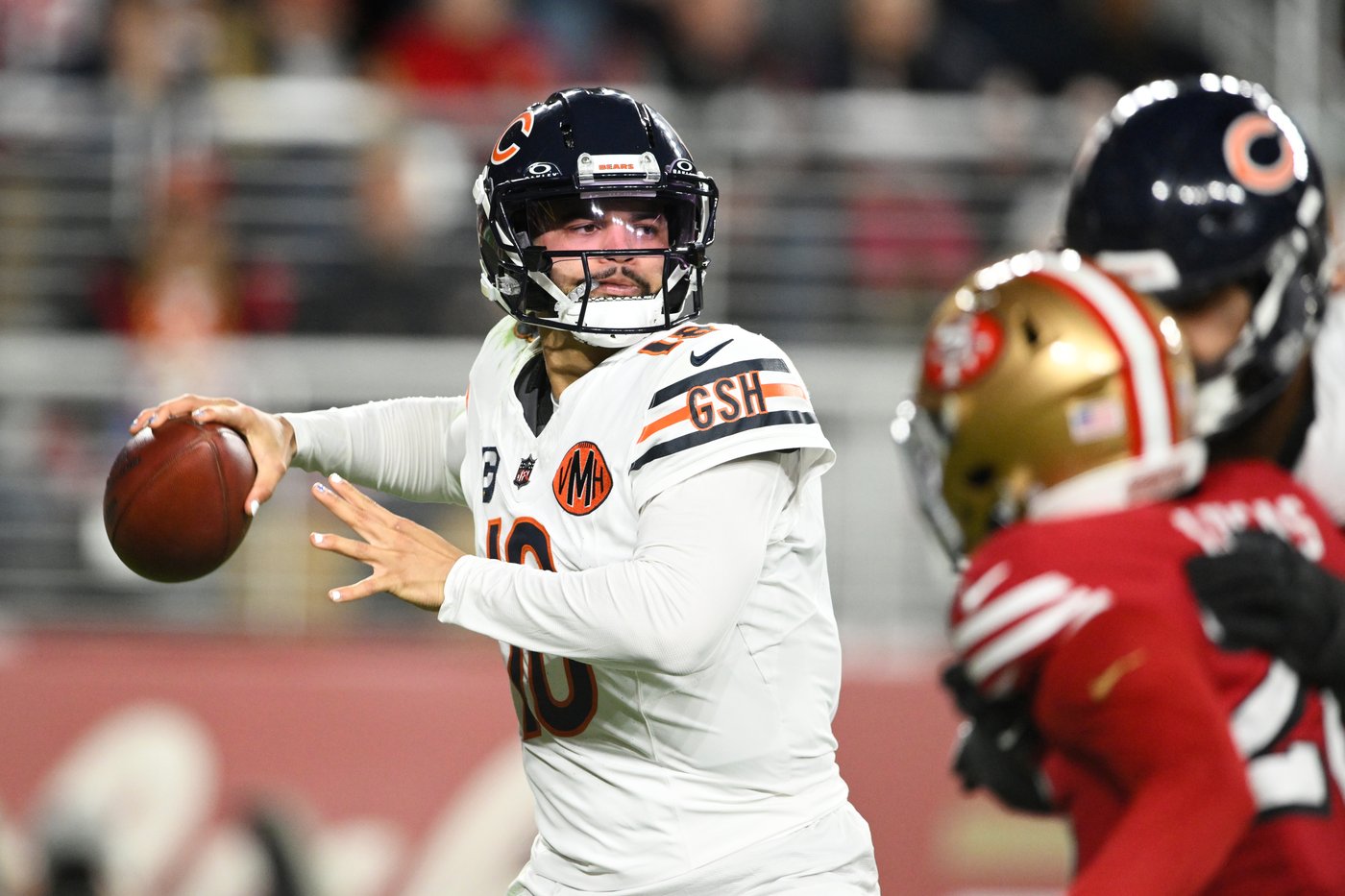 Caleb Williams eyes 4,000 yards passing as Bears try to clinch NFC's No. 2 seed when they host Lions | iNFOnews.ca