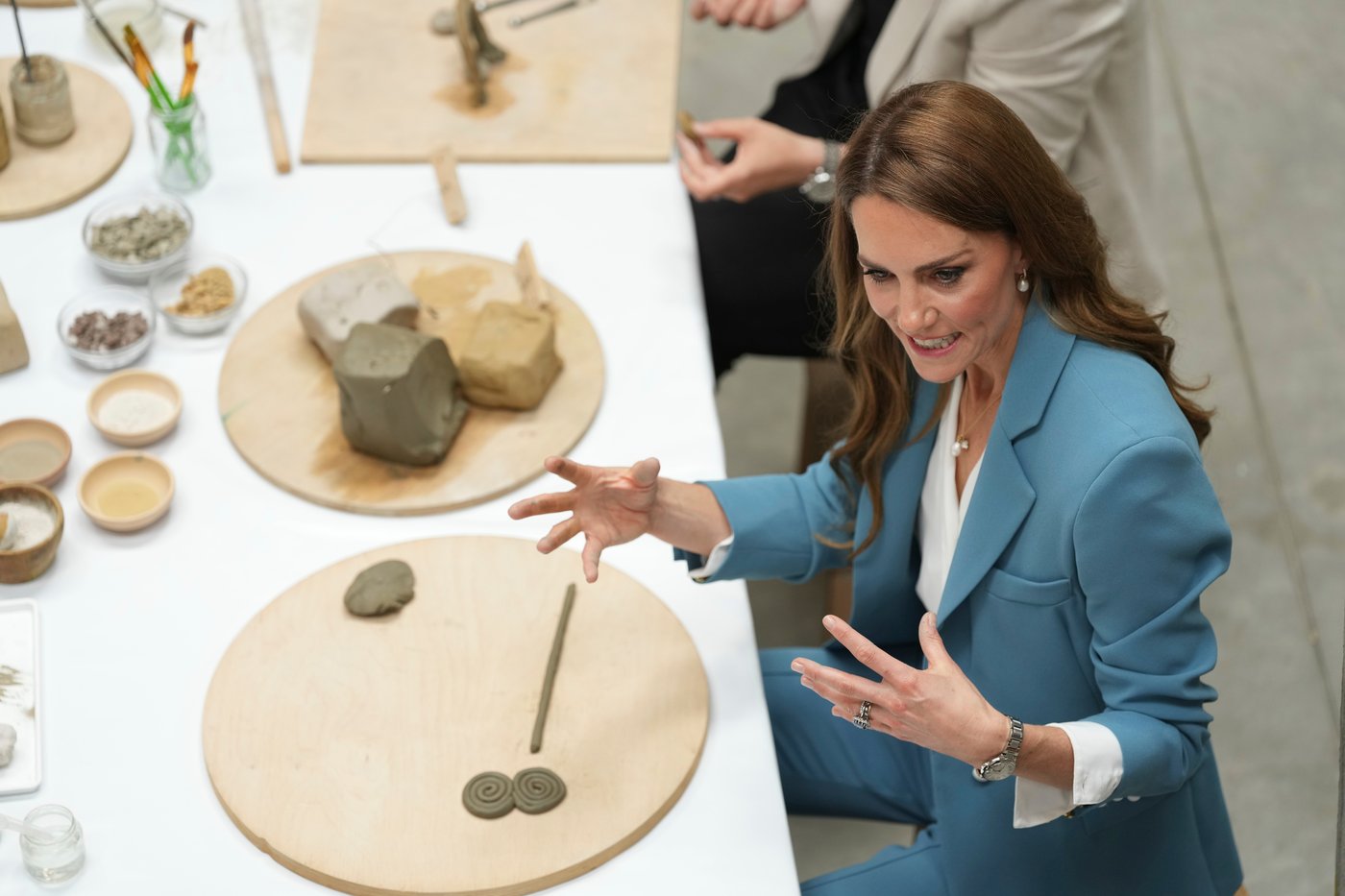 Princess Catherine arrives in Italy on first solo trip abroad after cancer goes into remission | iNFOnews.ca