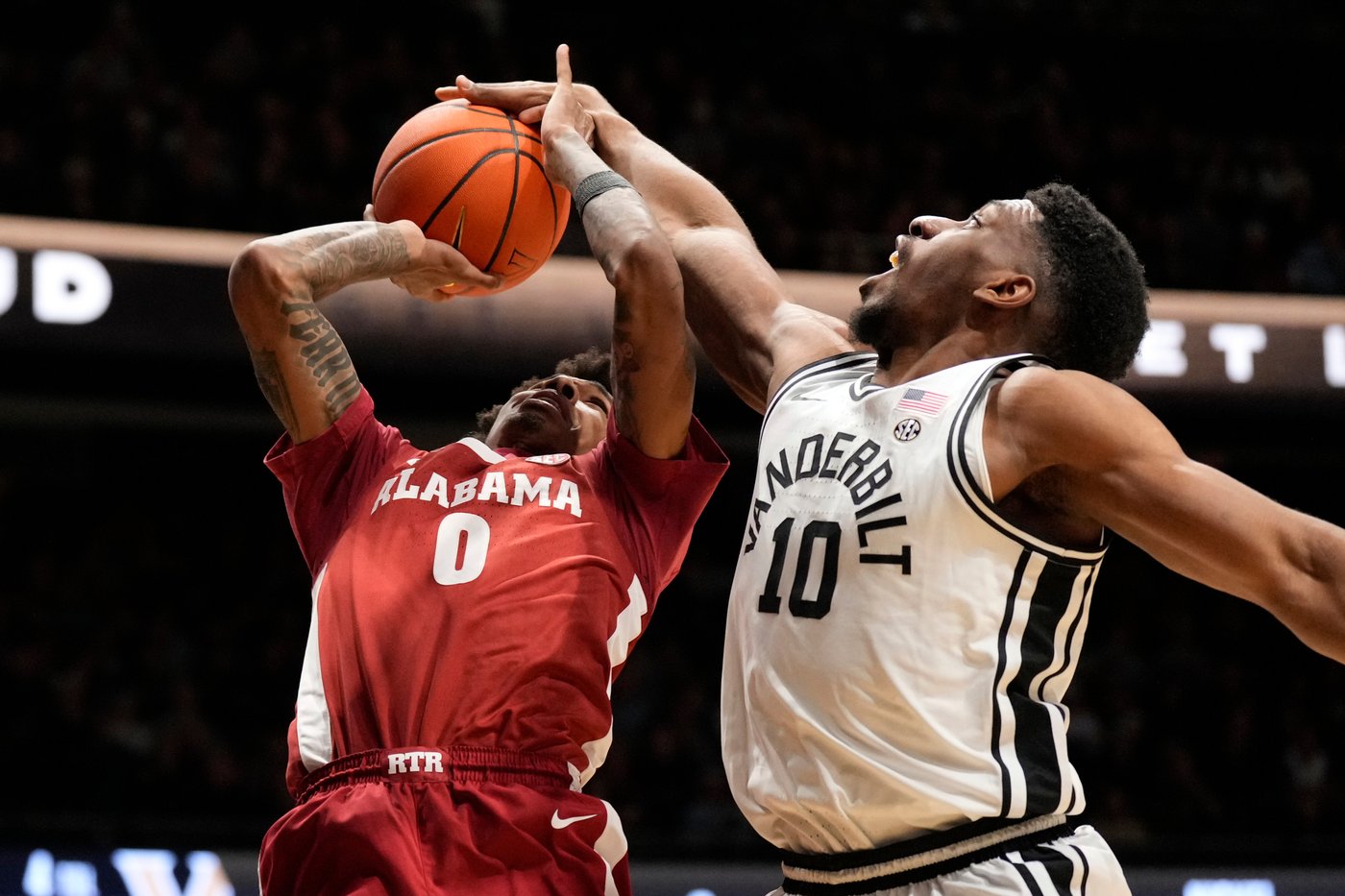 No. 11 Vanderbilt remains undefeated with 96-90 win over No. 13 Alabama | iNFOnews.ca