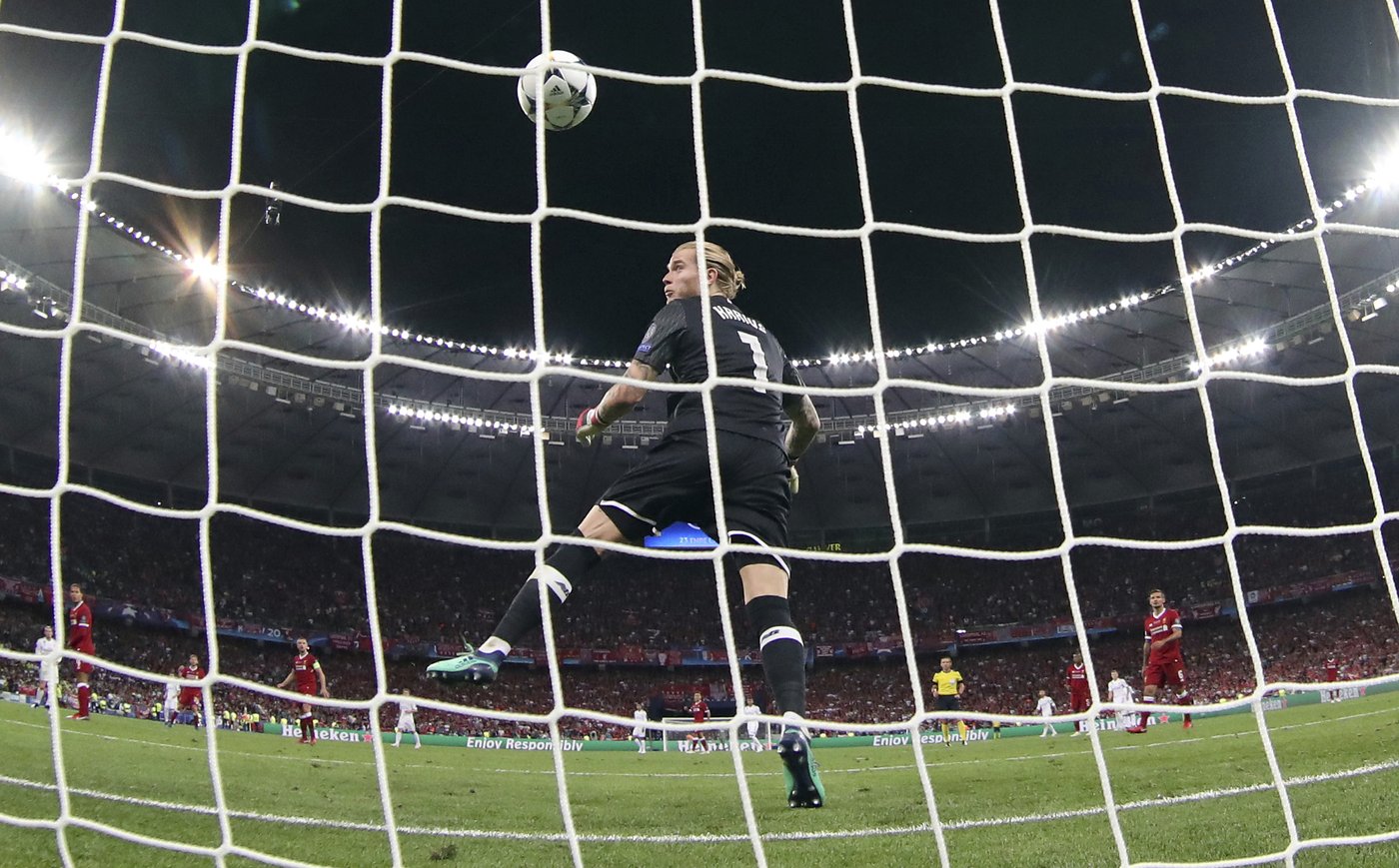 Ex-Liverpool goalkeeper Loris Karius tries to reboot career at struggling Schalke | iNFOnews.ca Ex-Liverpool goalkeeper Loris Karius tries to reboot career at struggling Schalke | iNFOnews.ca