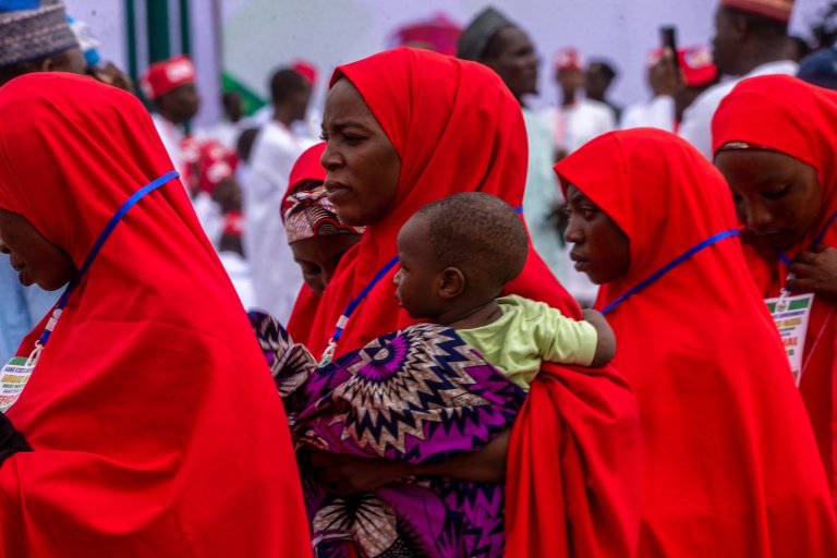 Widower who lost wife and 6 children in attack remarries in Nigerian mass wedding for 1,500 couples | iNFOnews.ca