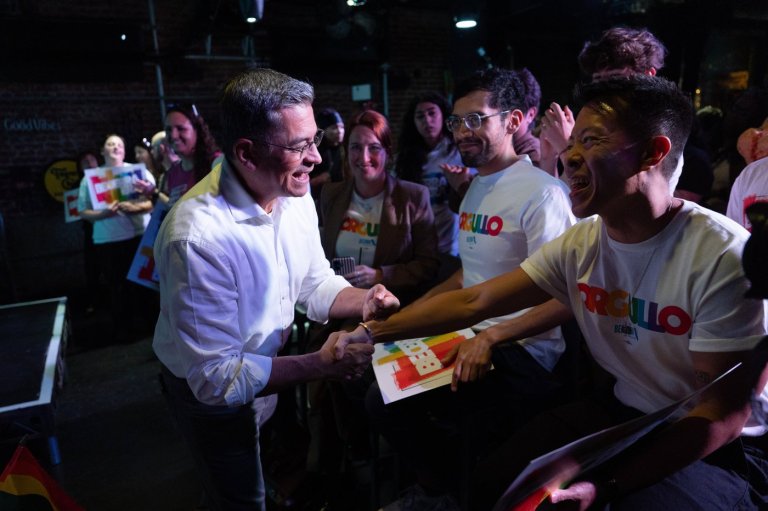 What to watch in Tuesday's primaries as Democrats try to defend California and make inroads in Iowa | iNFOnews.ca