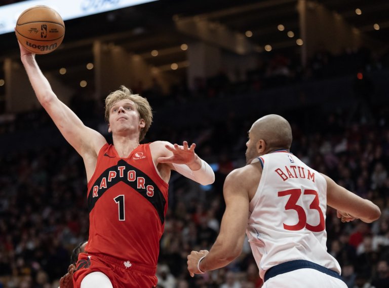 Raptors pick up team options on Dick, Walter rookie contracts | iNFOnews.ca