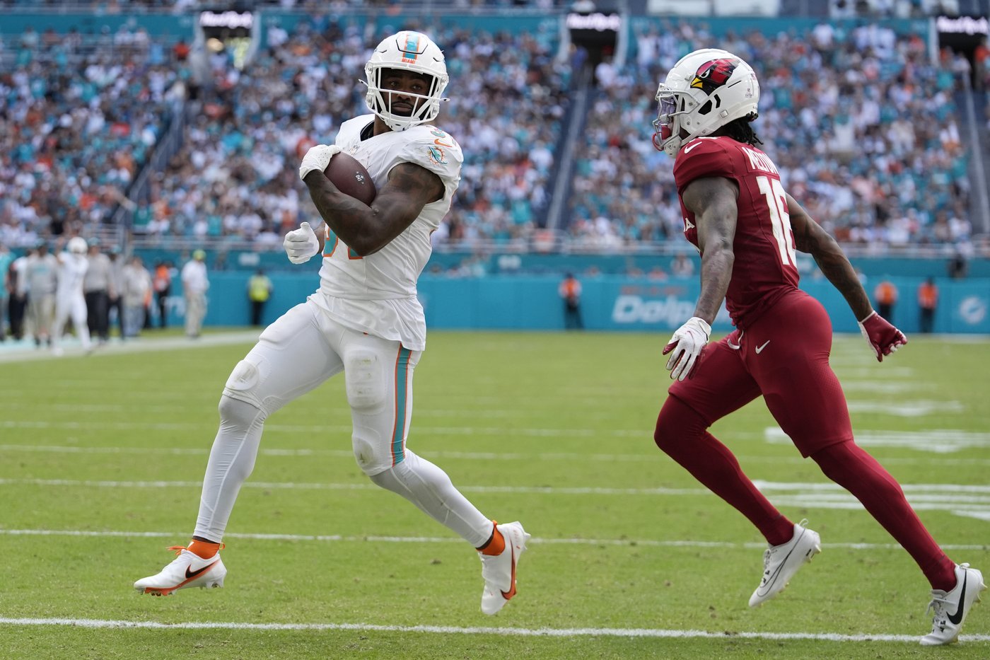 Kyler Murray rallies Cardinals to 28-27 win over Dolphins in Tua Tagovailoa's return | iNFOnews.ca Kyler Murray rallies Cardinals to 28-27 win over Dolphins in Tua Tagovailoa's return | iNFOnews.ca