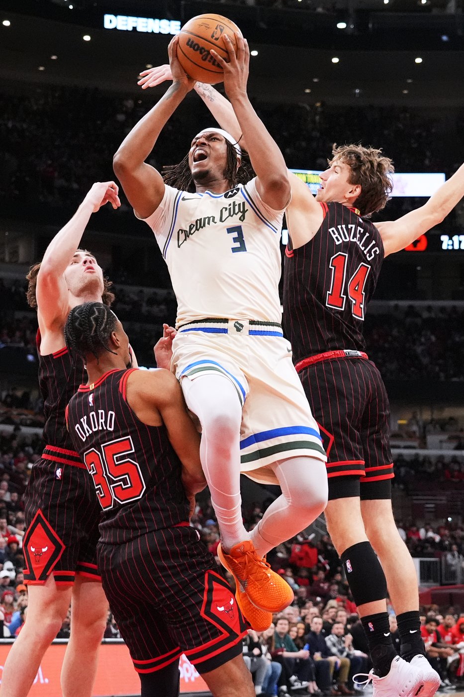 Antetokounmpo scores 29 points in his return as Bucks snap Bulls' 5-game winning streak | iNFOnews.ca Antetokounmpo scores 29 points in his return as Bucks snap Bulls' 5-game winning streak | iNFOnews.ca