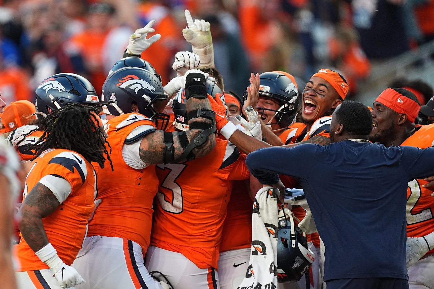Broncos' comeback vs Giants was historic but flawed in a way that concerns Sean Payton | iNFOnews.ca Broncos' comeback vs Giants was historic but flawed in a way that concerns Sean Payton | iNFOnews.ca
