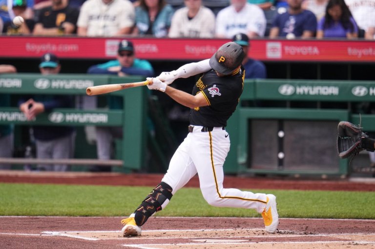 Brandon Lowe, Henry Davis each homer to lead Pirates over Mariners 5-1 | iNFOnews.ca