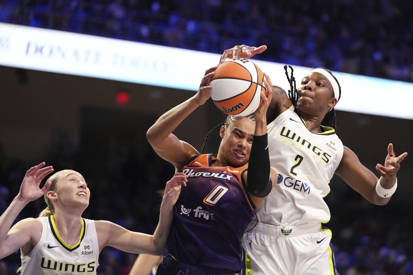 James scores 28, Bueckers 23 as the Wings start 4 rookies in a 98-89 win over the Mercury | iNFOnews.ca James scores 28, Bueckers 23 as the Wings start 4 rookies in a 98-89 win over the Mercury | iNFOnews.ca