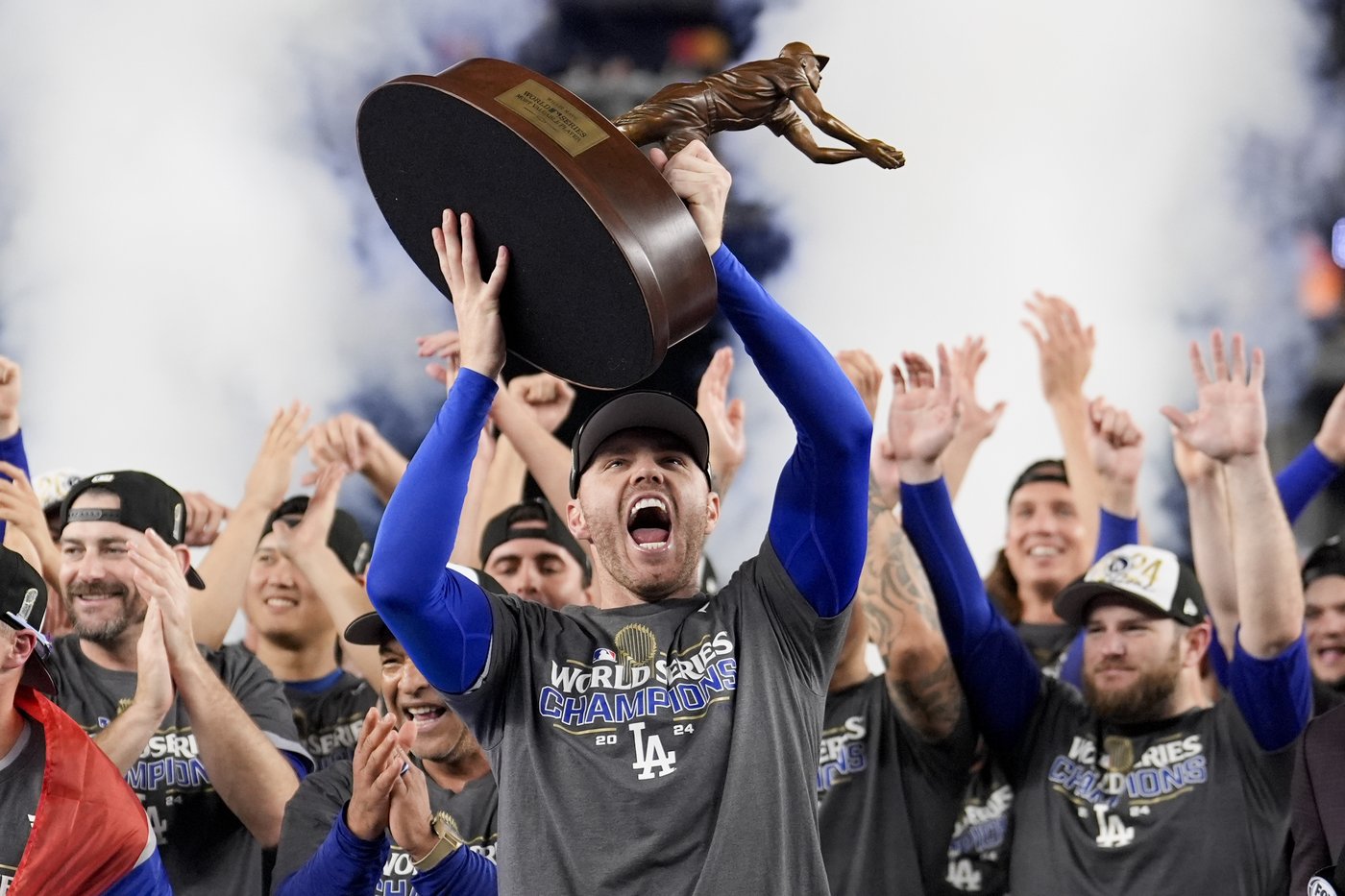 World Series: Freddie Freeman wins MVP award after tying record with 12 RBIs for Dodgers | iNFOnews.ca