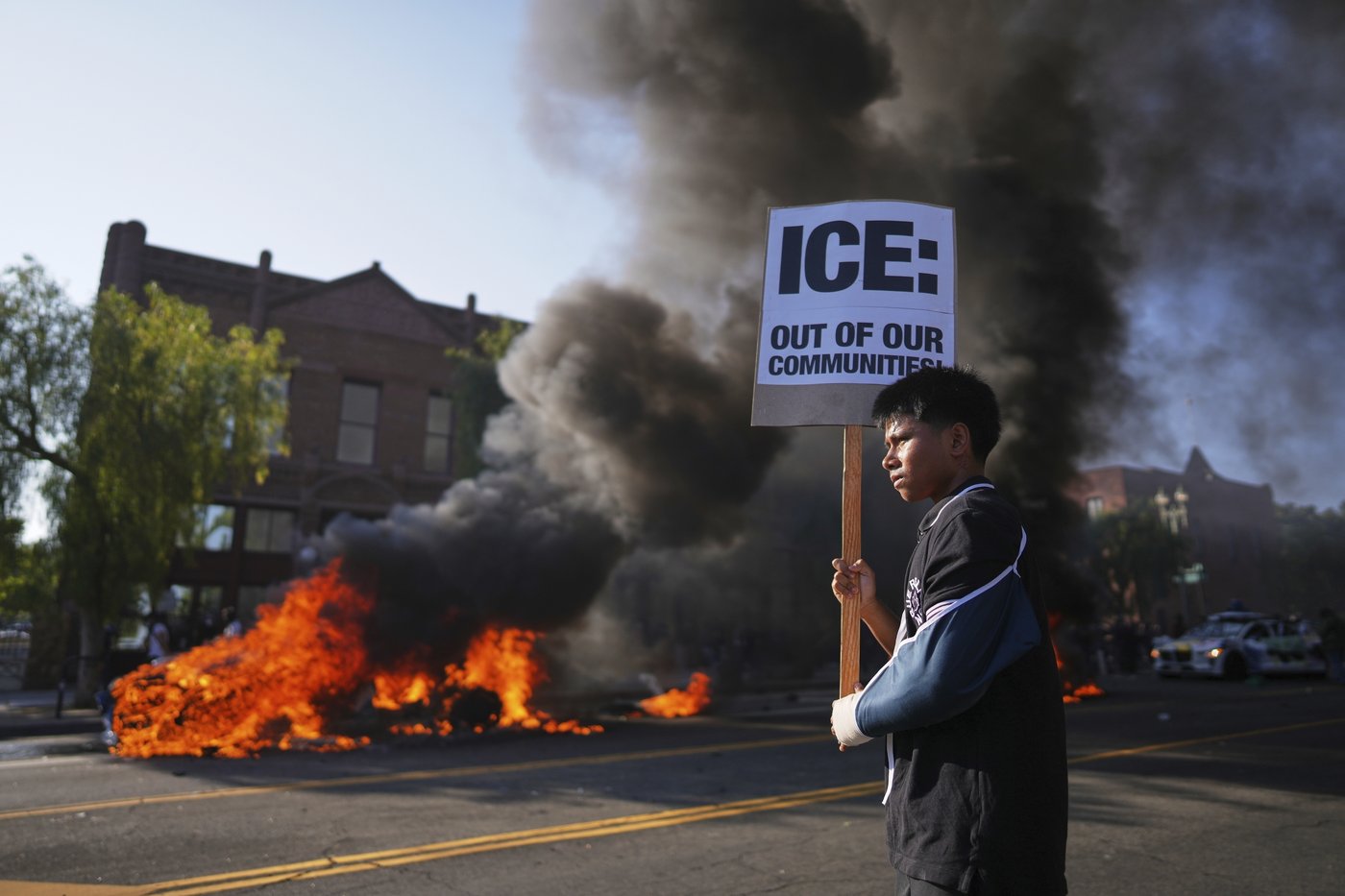 California official criticized for appearing to call on gangs to intervene in immigration raids | iNFOnews.ca California official criticized for appearing to call on gangs to intervene in immigration raids | iNFOnews.ca