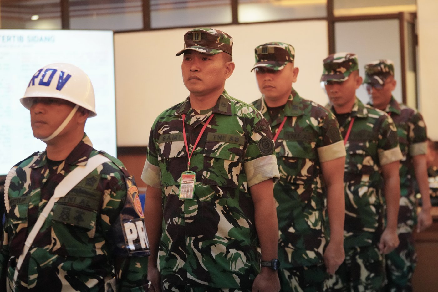 Indonesian court finds 4 military members guilty of acid attack on activist, sends them to prison | iNFOnews.ca