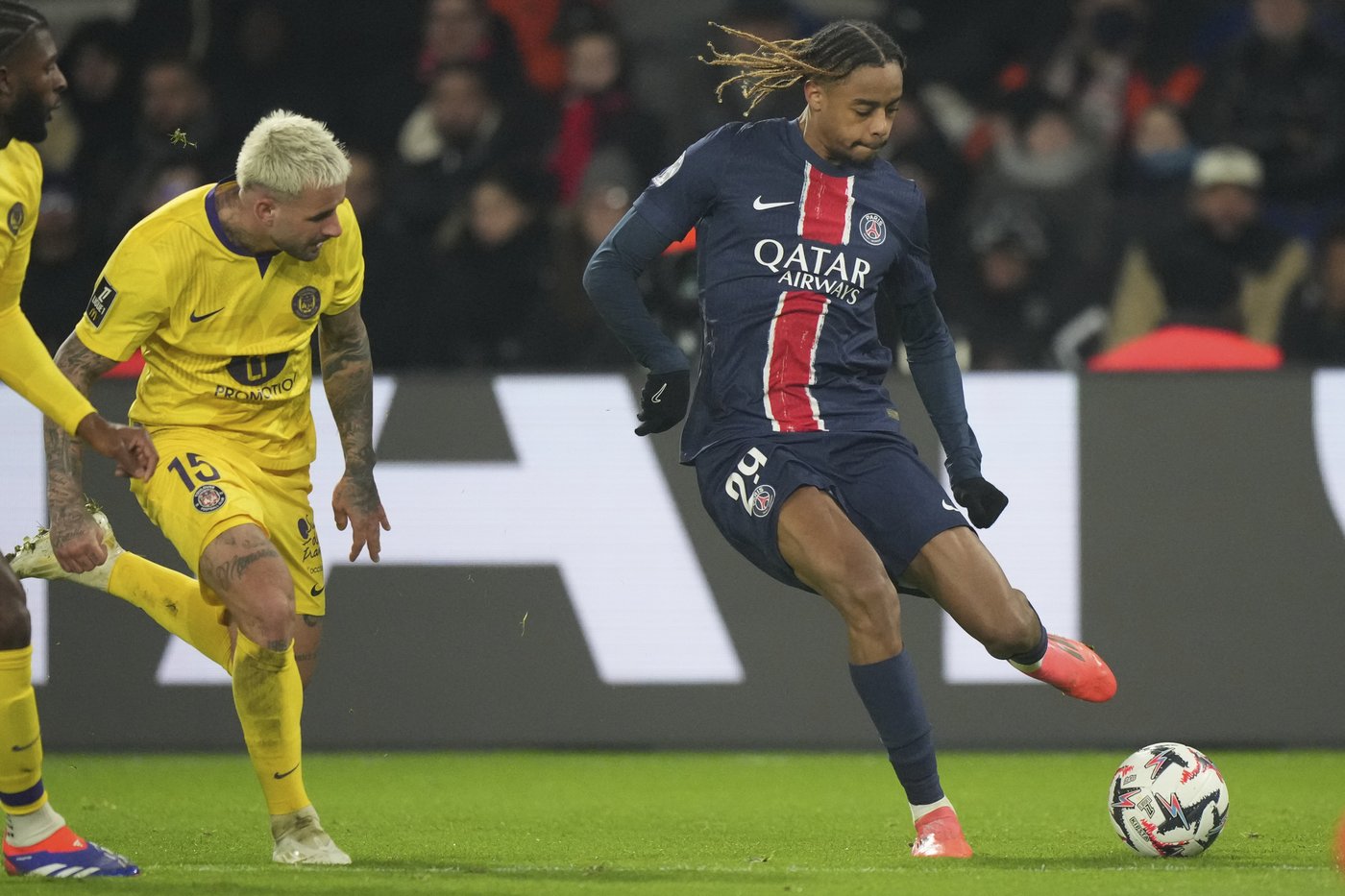 PSG beats Toulouse 3-0 and Akliouche double gives Monaco home win over Brest | iNFOnews.ca