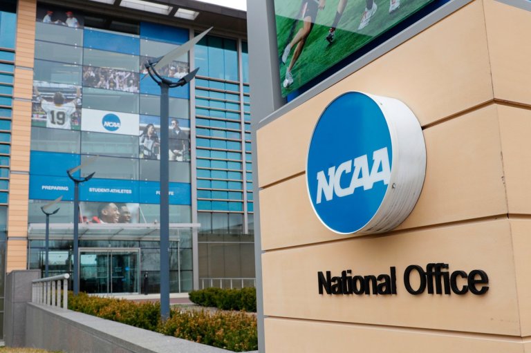 NCAA agrees to lift restrictions on student-athletes earning prize money before enrolling in college | iNFOnews.ca