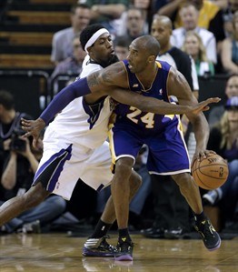 NBA Capsules: Bryant surpasses Chamberlain on career scoring list | iNFOnews.ca NBA Capsules: Bryant surpasses Chamberlain on career scoring list | iNFOnews.ca