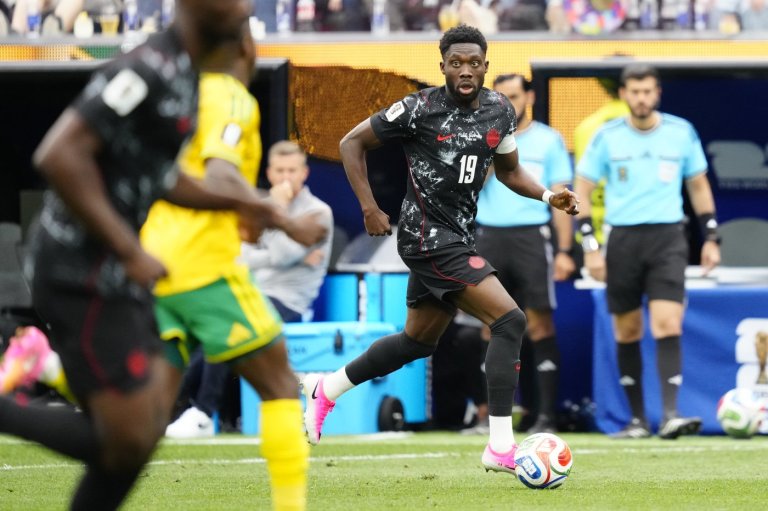 Davies, Crepeau to miss Canada's World Cup homecoming games in Toronto, Montreal | iNFOnews.ca