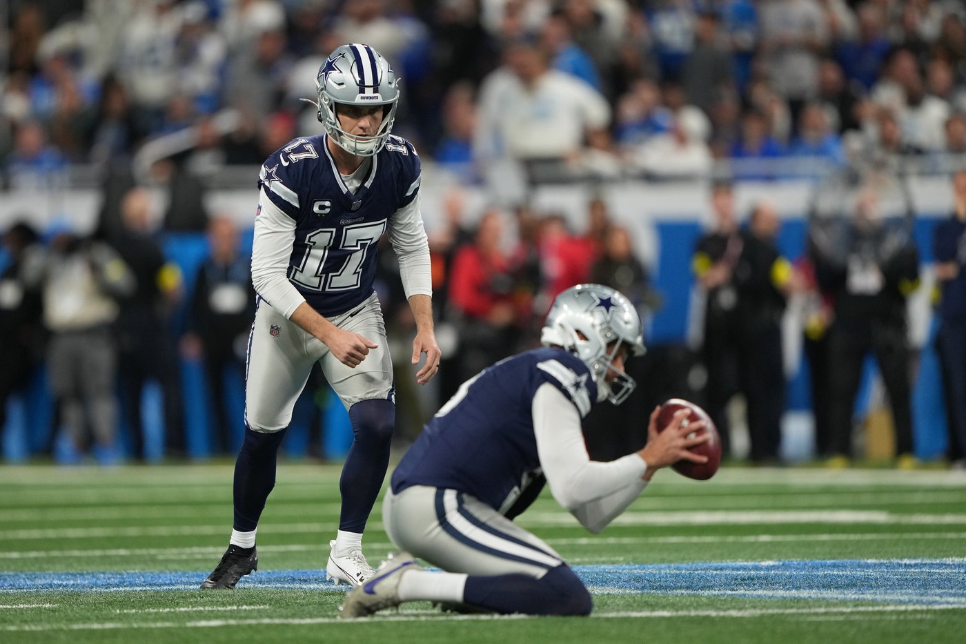 Cowboys' Brandon Aubrey has another kicking milestone with 3 field goals of 55 yards-plus | iNFOnews.ca