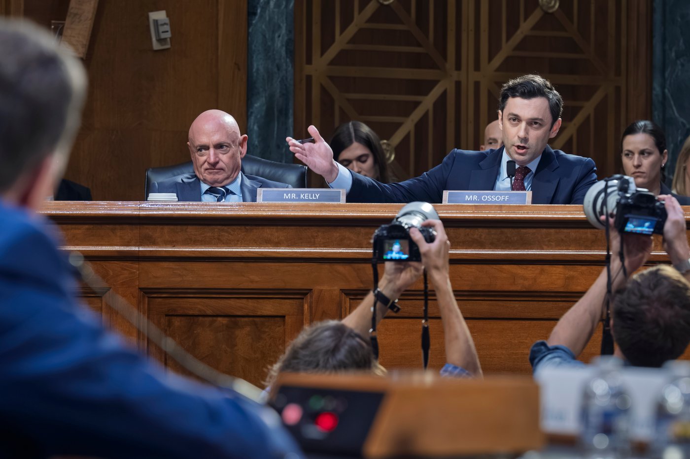 Sen. Ossoff fuels reelection campaign with attacks on Trump | iNFOnews.ca