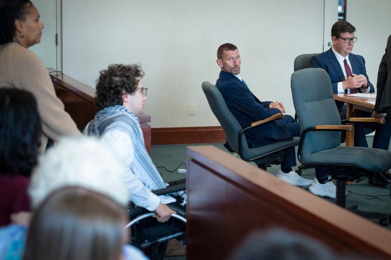 A Vermont man is on trial for shooting 3 Palestinian students. He claimed the CIA told him to do it | iNFOnews.ca
