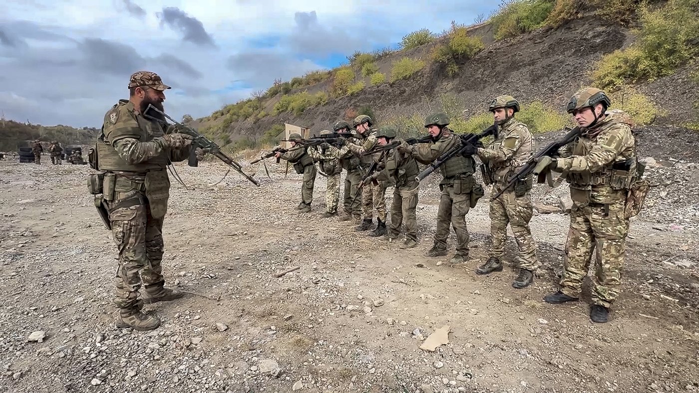 Ukraine's Zelenskyy urges allies to take steps before North Korean troops reach the front | iNFOnews.ca Ukraine's Zelenskyy urges allies to take steps before North Korean troops reach the front | iNFOnews.ca