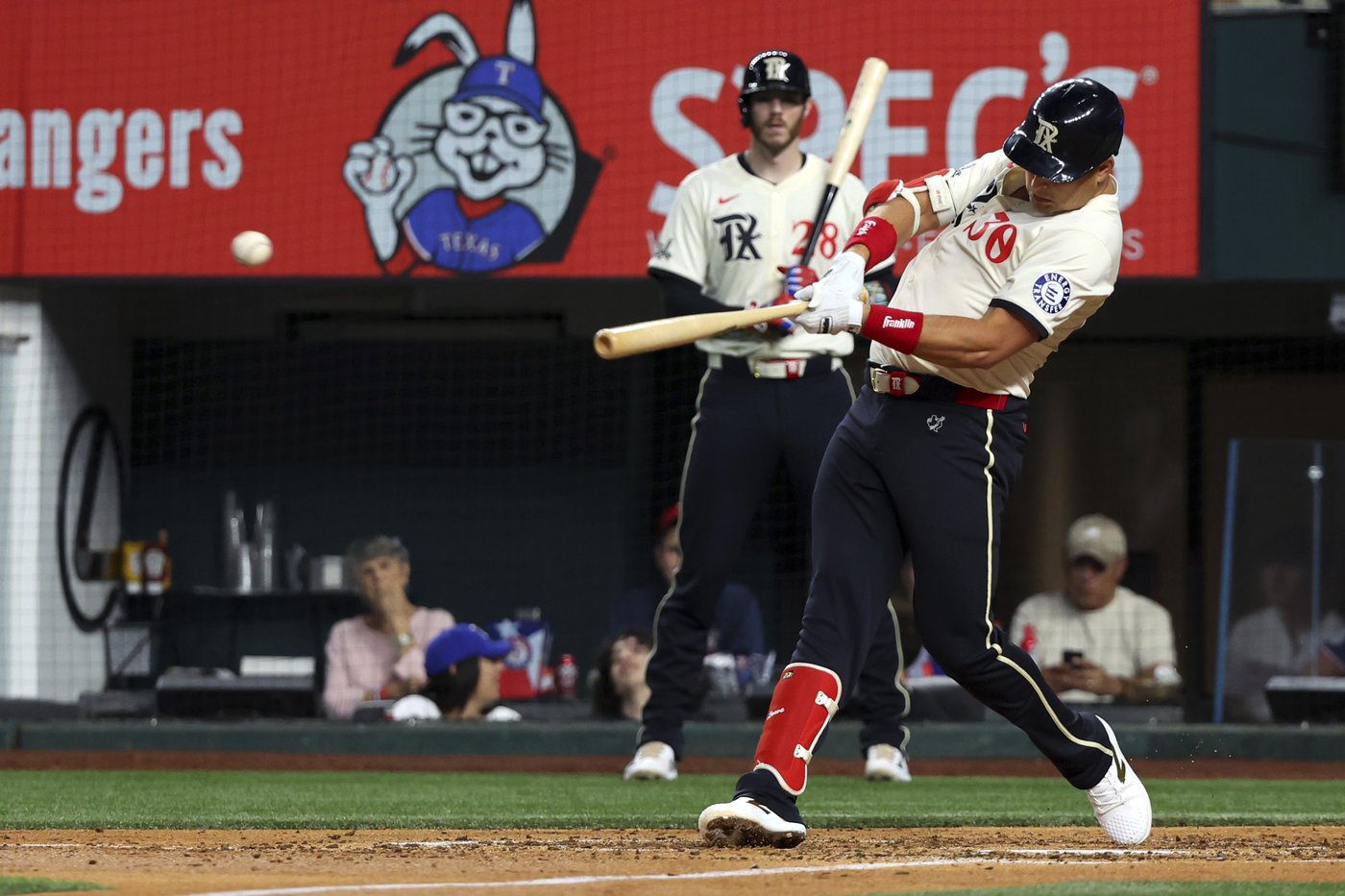 Julio Rodríguez homers twice for wild card-chasing Seattle and Kirby beats Rangers again in 8-2 win | iNFOnews.ca Julio Rodríguez homers twice for wild card-chasing Seattle and Kirby beats Rangers again in 8-2 win | iNFOnews.ca