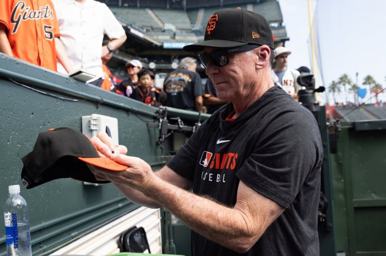 Giants fire veteran manager Bob Melvin after two years | iNFOnews.ca