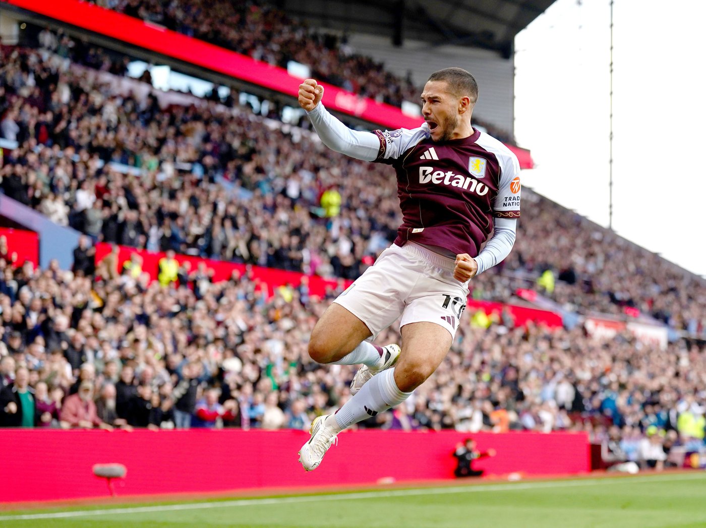 Aston Villa beat Fulham 3-1 for first Premier League win of the season | iNFOnews.ca
