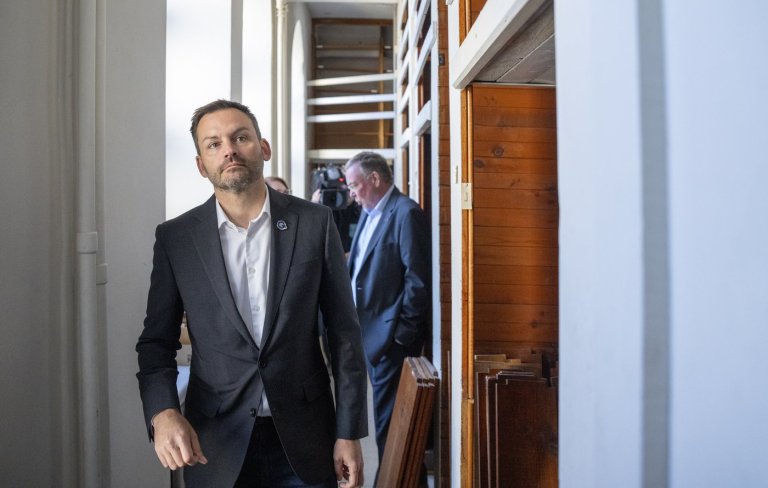 Party leaders questioned on potential alliances on Day 26 of Quebec election campaign | iNFOnews.ca