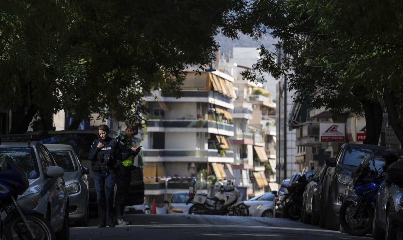 Greek police say fatal Athens apartment blast was likely caused by improvised bomb | iNFOnews.ca