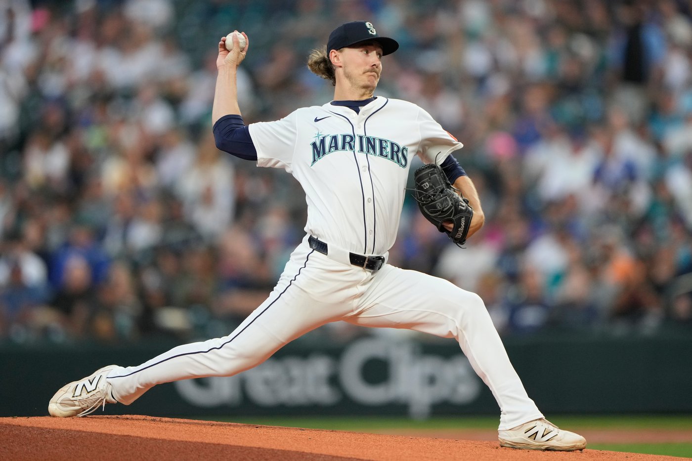 Right-hander Bryce Miller and Mariners agree at $2,452,500 and avoid salary arbitration | iNFOnews.ca