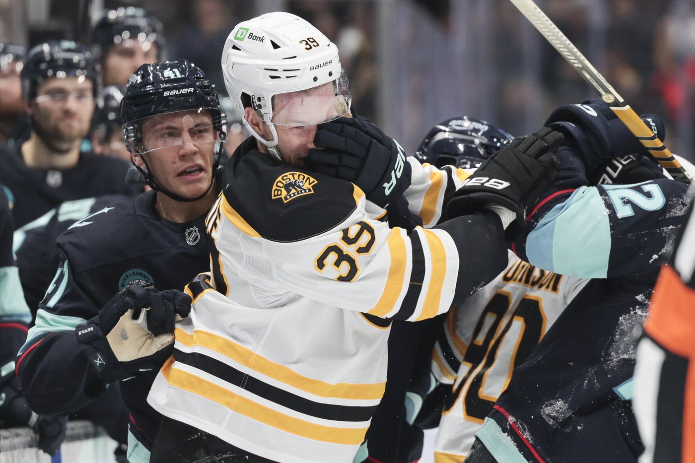 Bjorkstrand scores twice for Kraken in 5-1 win over Bruins | iNFOnews.ca