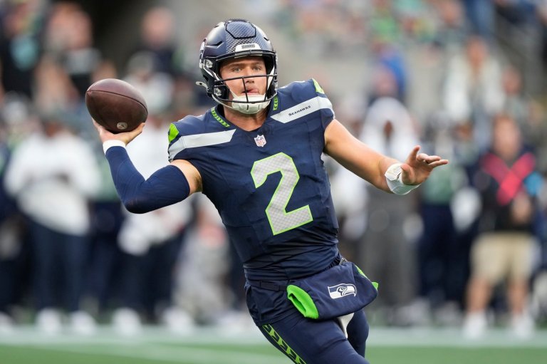 The Seahawks have confidence in Drew Lock's ability to take over for injured QB Sam Darnold | iNFOnews.ca
