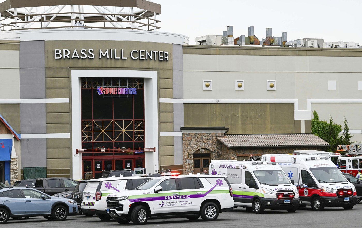 Man charged in Connecticut mall shooting that wounded 5 as lawyer claims self-defense | iNFOnews.ca