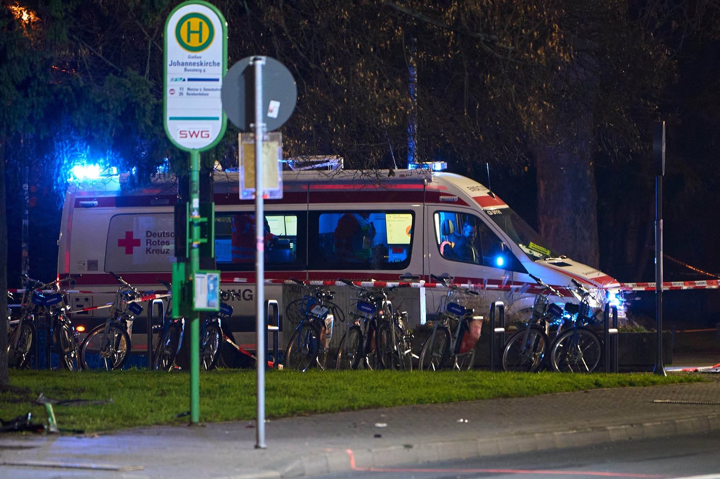 A car crashes into a bus stop in Germany and injures 3 people | iNFOnews.ca